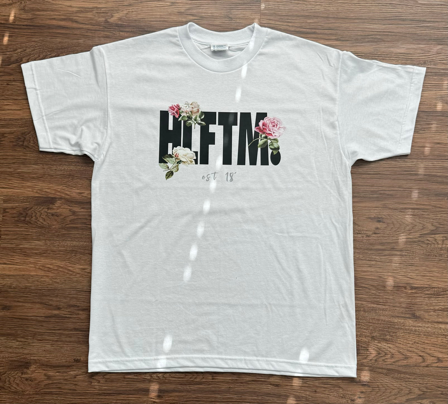 3 Roses Tee