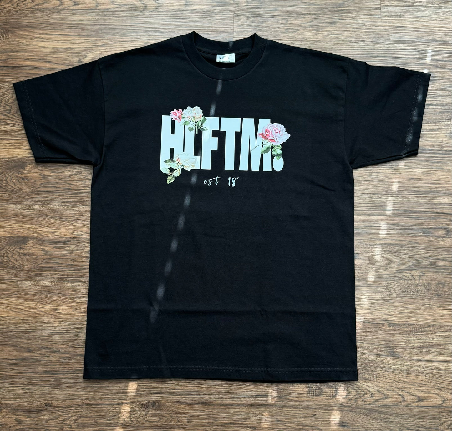 3 Roses Tee